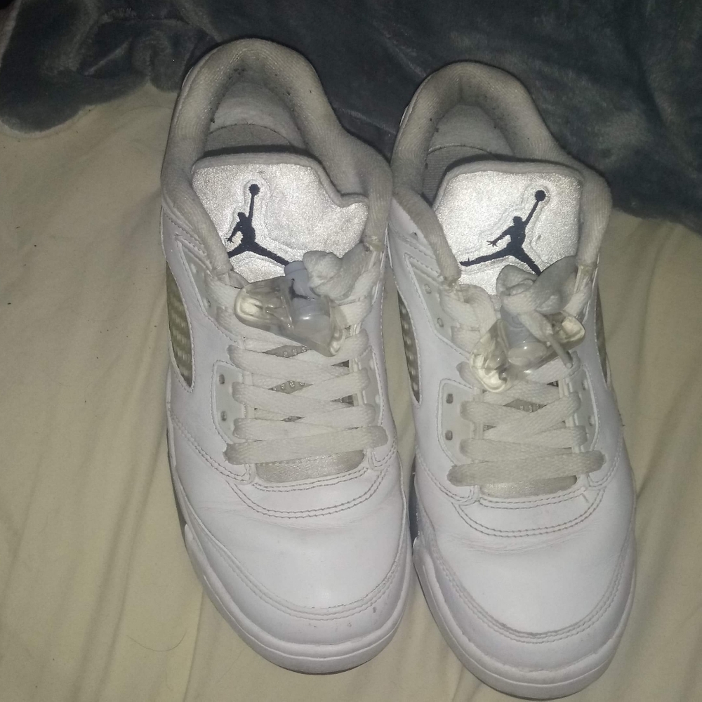 jordan retro 5s ... 90$ obo